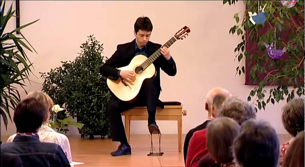 Mateus Dela Fonte plays II. Baianas em Movimento by Leonardo Boccia