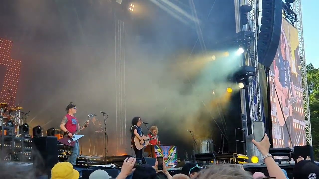 Tehosekoitin: Maailma on sun live #Ruisrock 10.7.2022