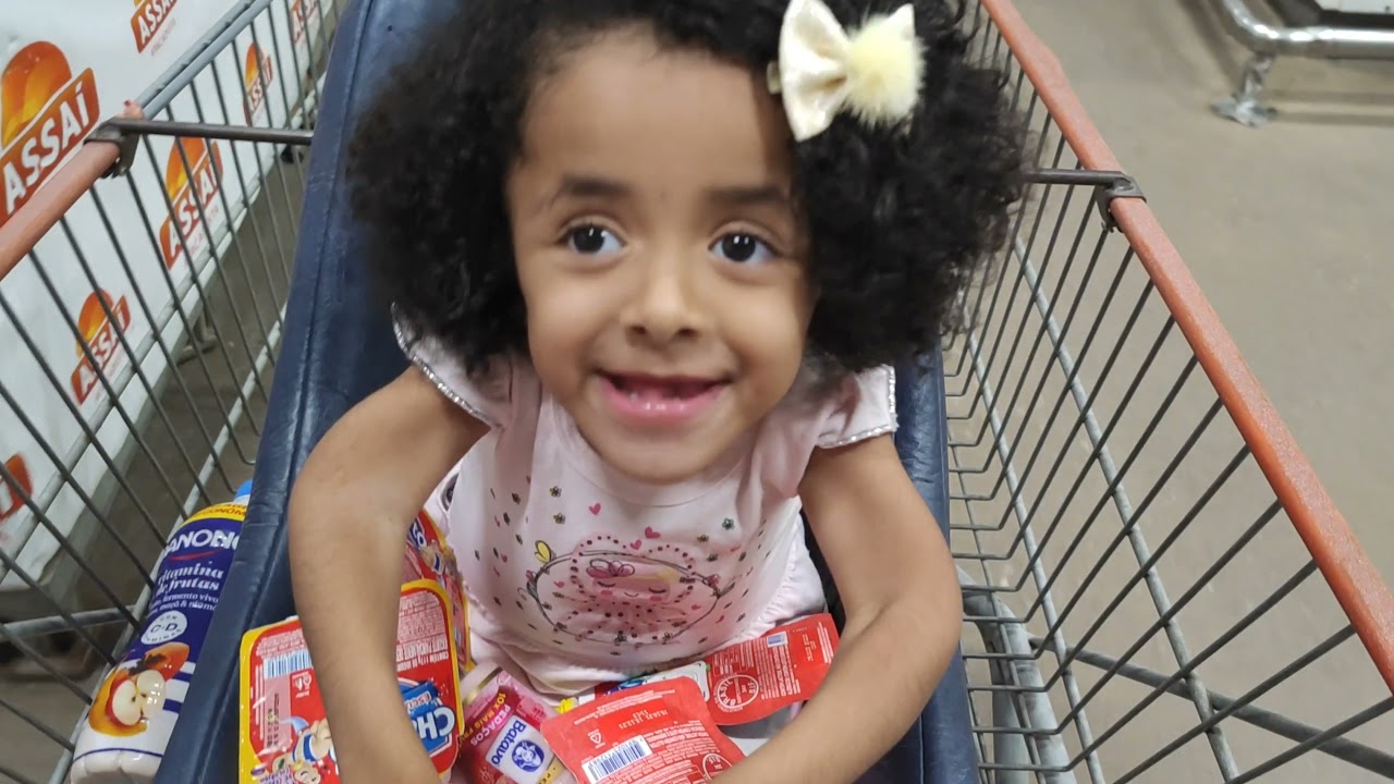 Sarinha Fazendo Compras ( Rotina de compras ) O que vcs mais gostam de Comprar ????