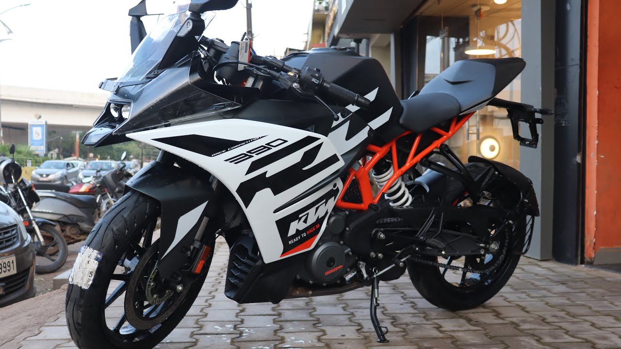 2020 New KTM RC 390 BS6 Detailed Review || Exhaust || New Features || Price || Mileage || Specs !!!