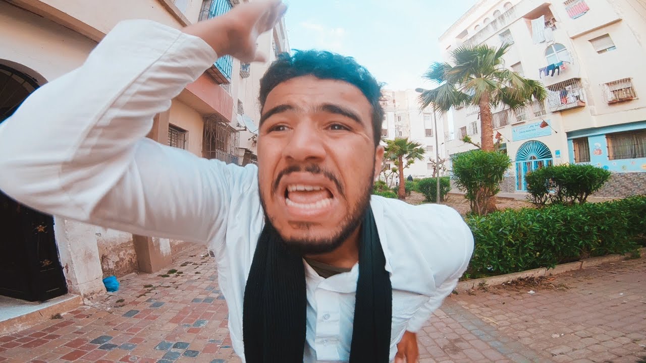 فاش كتعيط على شي صاحبك مبلي بالهنود باش يحامي عليك من الشفارة