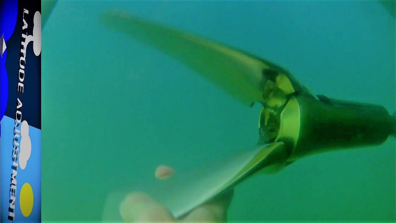Gori Folding Propeller Installation while in the Water
