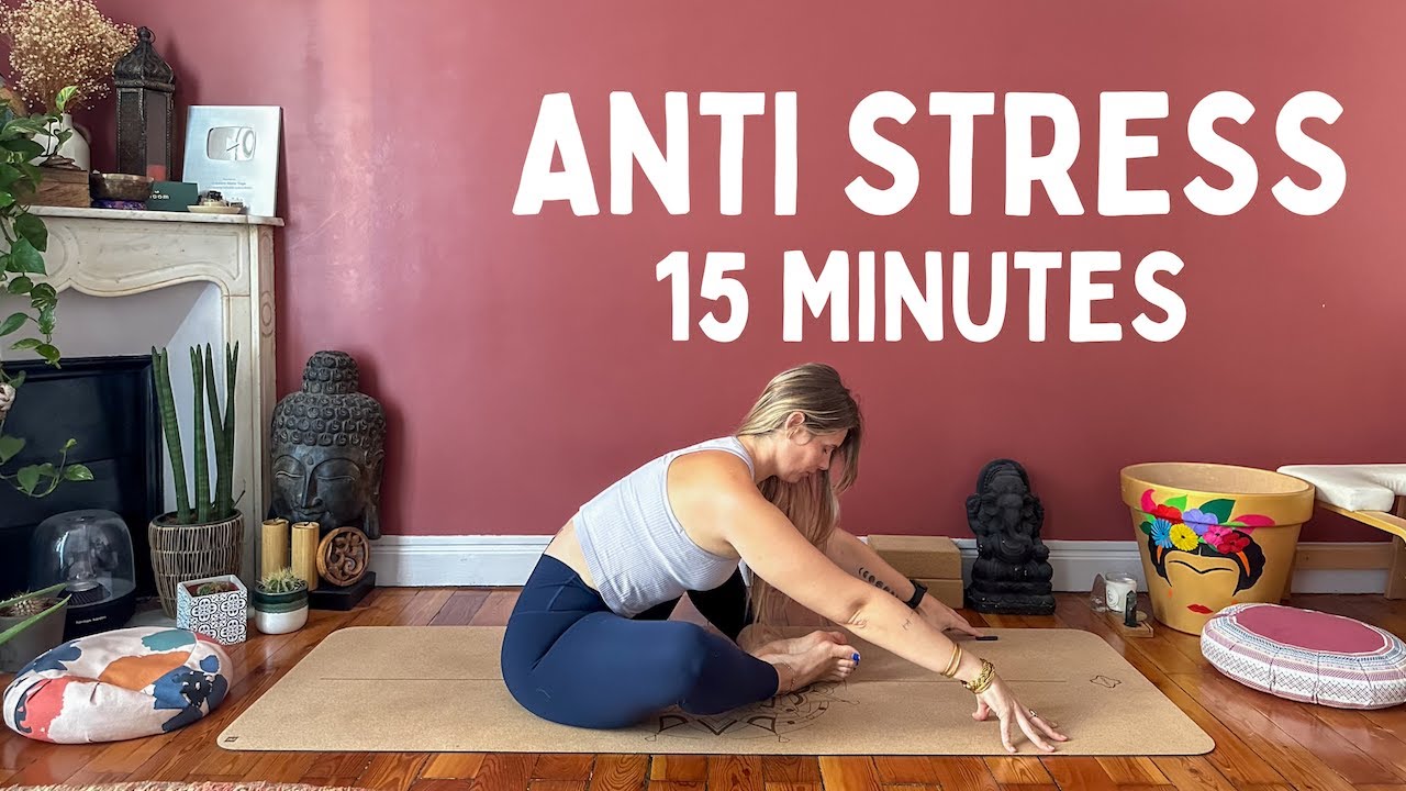 R&eacute;duire le stress et s'&eacute;tirer: routine de Yoga doux de 15 minutes