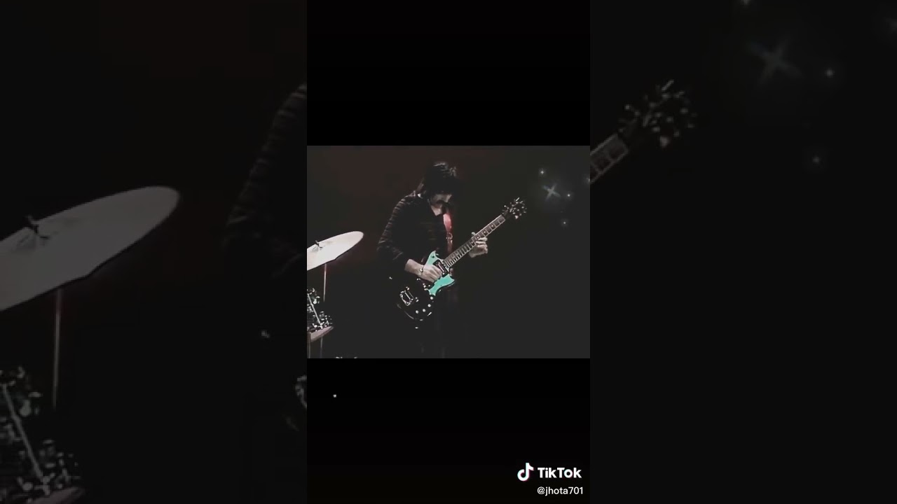 the crying of a guitar 🥀.. 