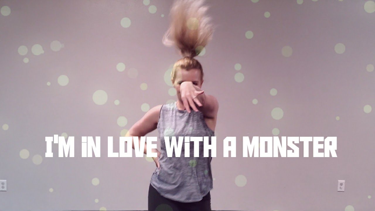 I'm in Love with a Monster - Fifth Harmony | HALLOWEEN Dance Workout | (Fun and Easy Dance Routine)