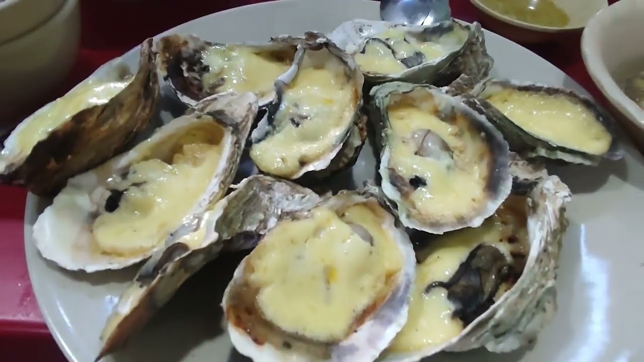 Quán Bình Dân Mà Toàn Hải Sản Tươi Rẻ 