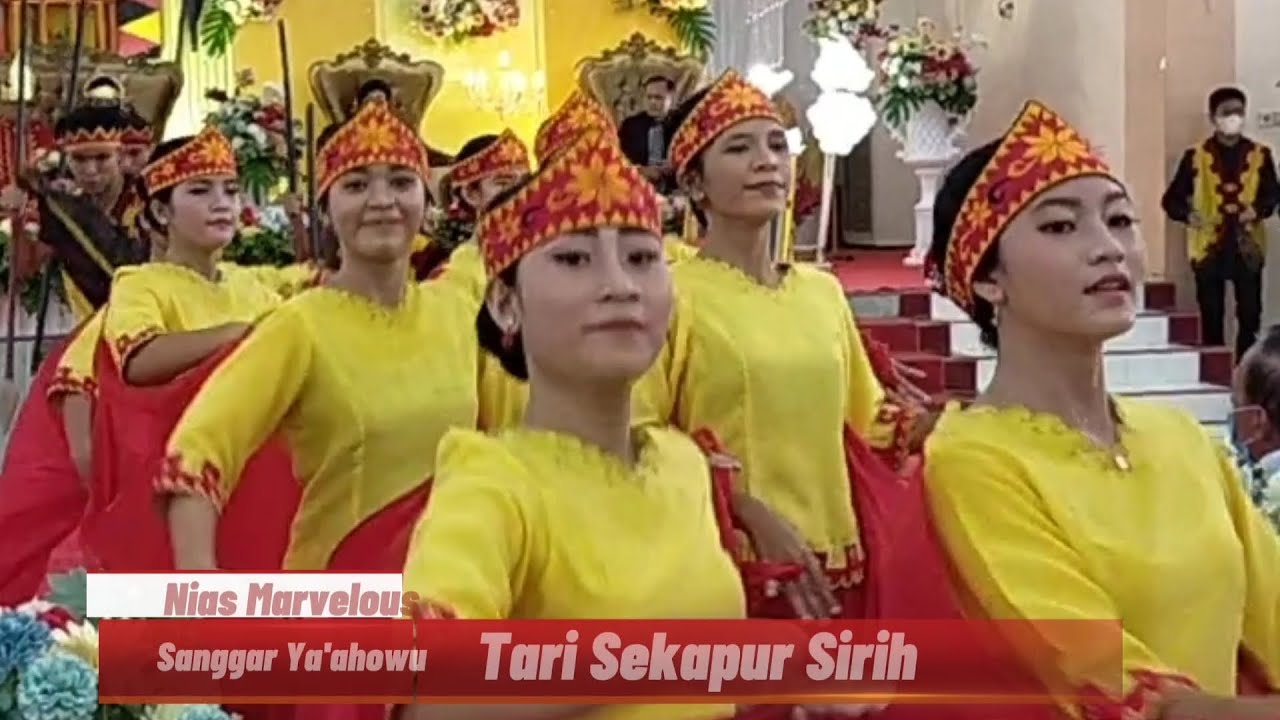 Tari Sekapur Sirih dari Nias