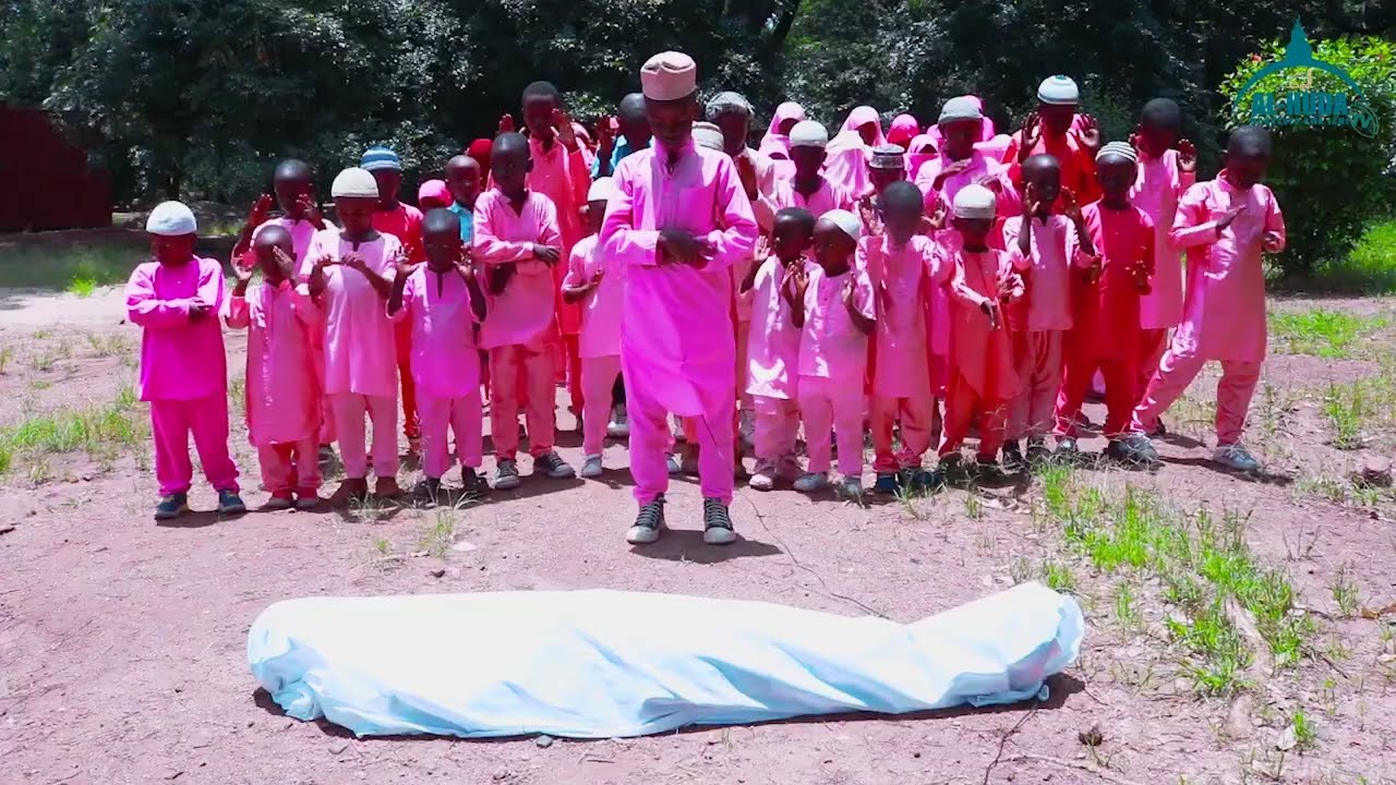 Tujifunze Swala Ya Jeneza Kupitia Video Hii