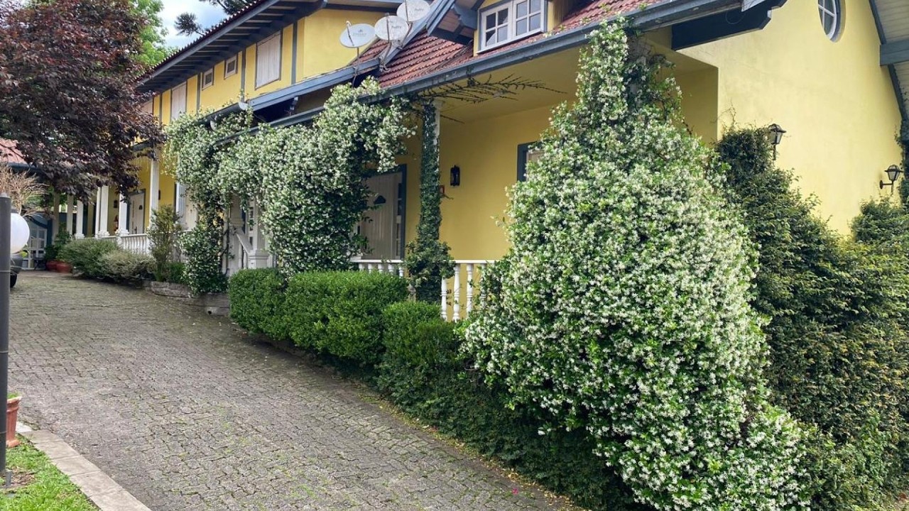 Apartamentos Sulla Collina Centro de Gramado localizado proximo da rua Coberta | Brazil 🛏️