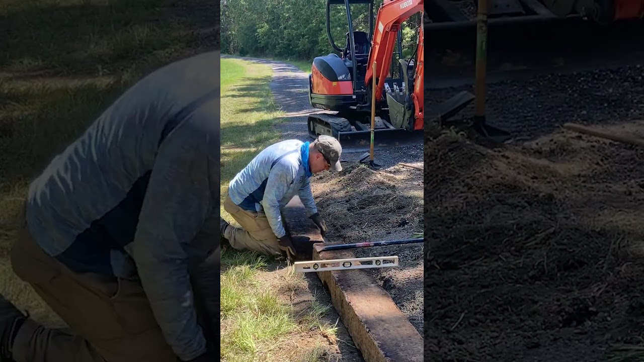 Fixing a gravel driveway  #hack #driveway #excavator