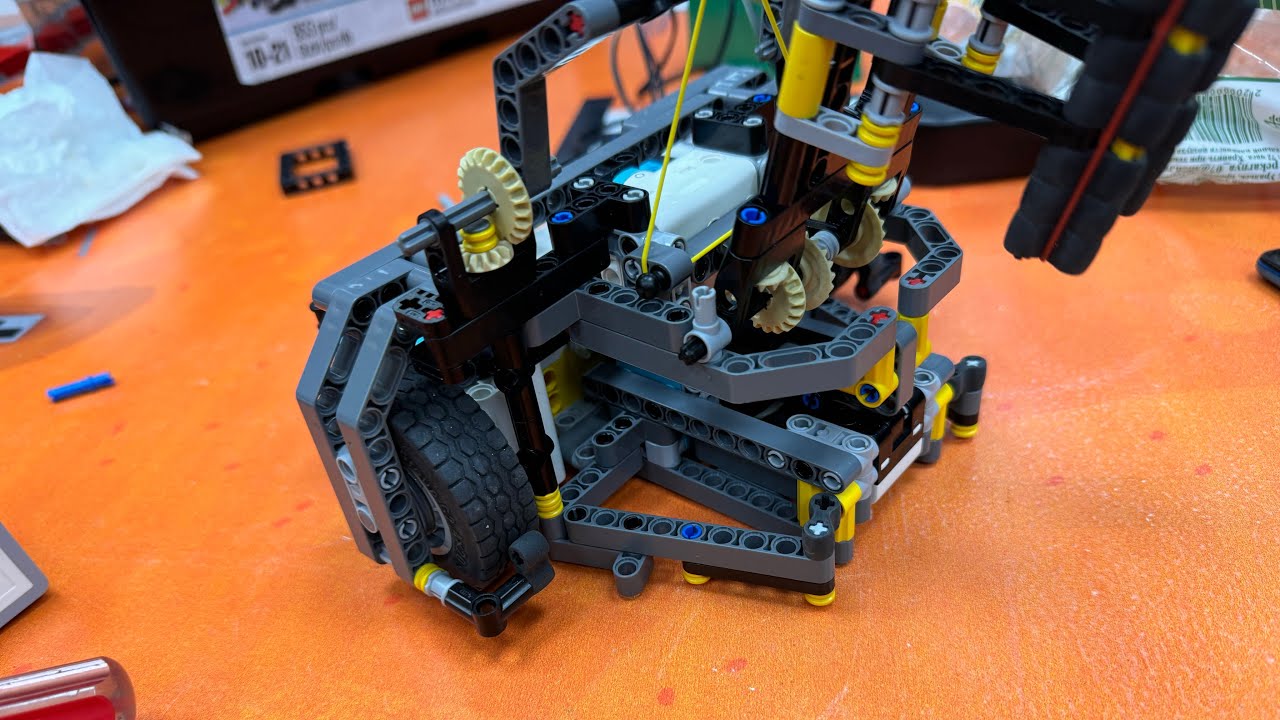 WRO 2025 SENIOR MAX 158 POINTS V2 71-83 SEC #wro #lego #ev3 #senior 