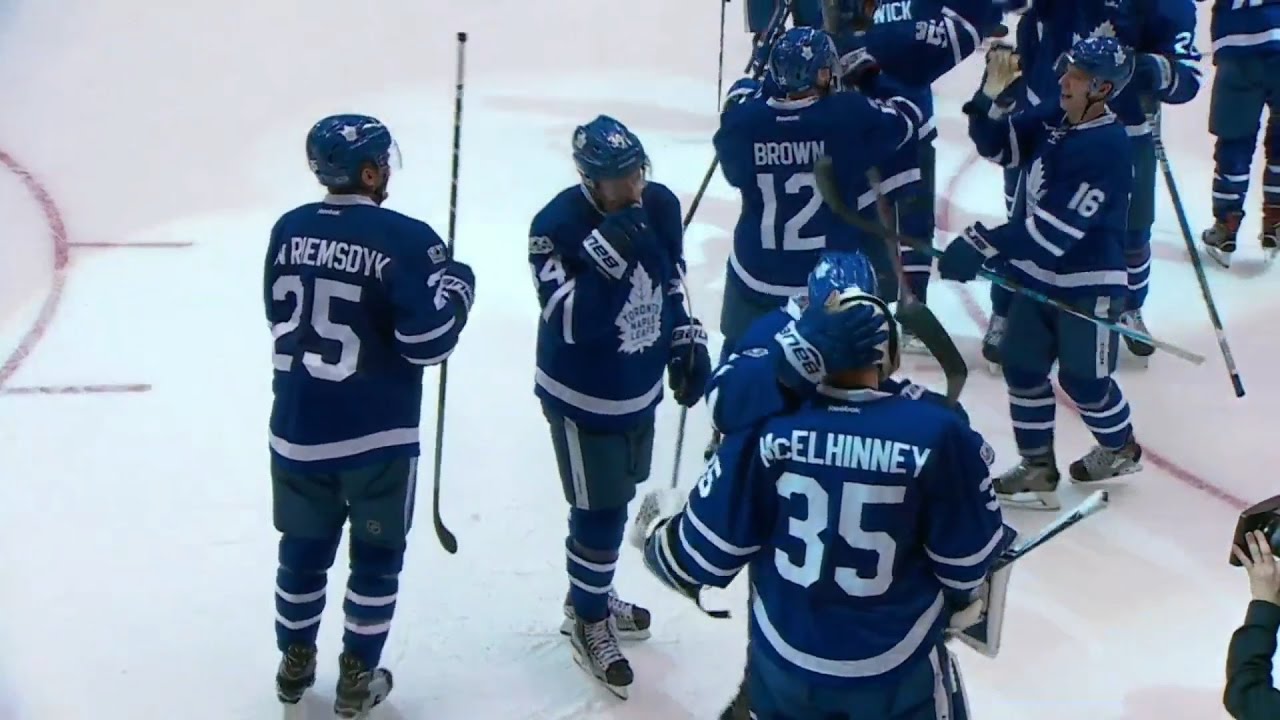 Last 5 Minutes of Penguins vs Leafs -  4/8/2017