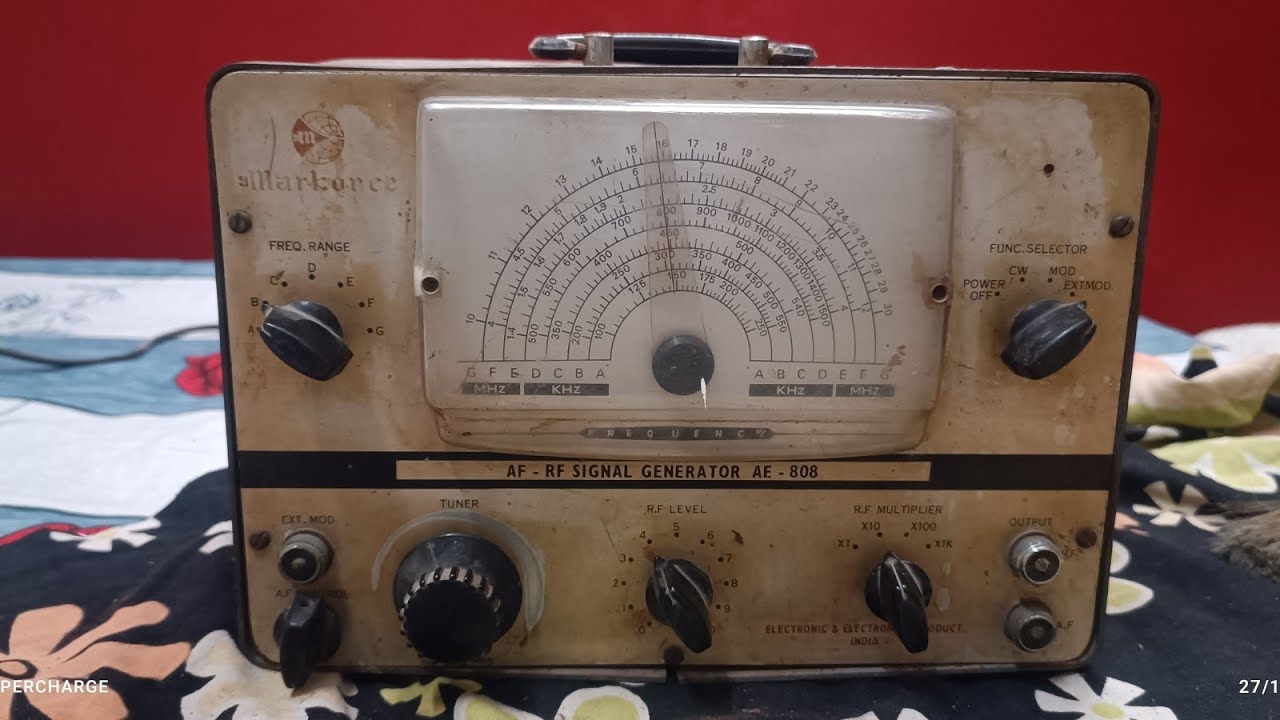 Vintage Value Radio Tubes AF-RF-Signal GENERATOR frequency Machine model no AE-808 INDIAN 1960S 11