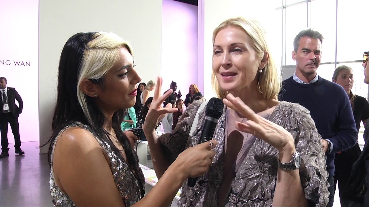KELLY RUTHERFORD at NYFW 2018