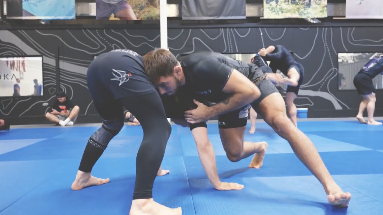 3 Ways To Force Your Opponent's Hands To The Mat With New Wave Team