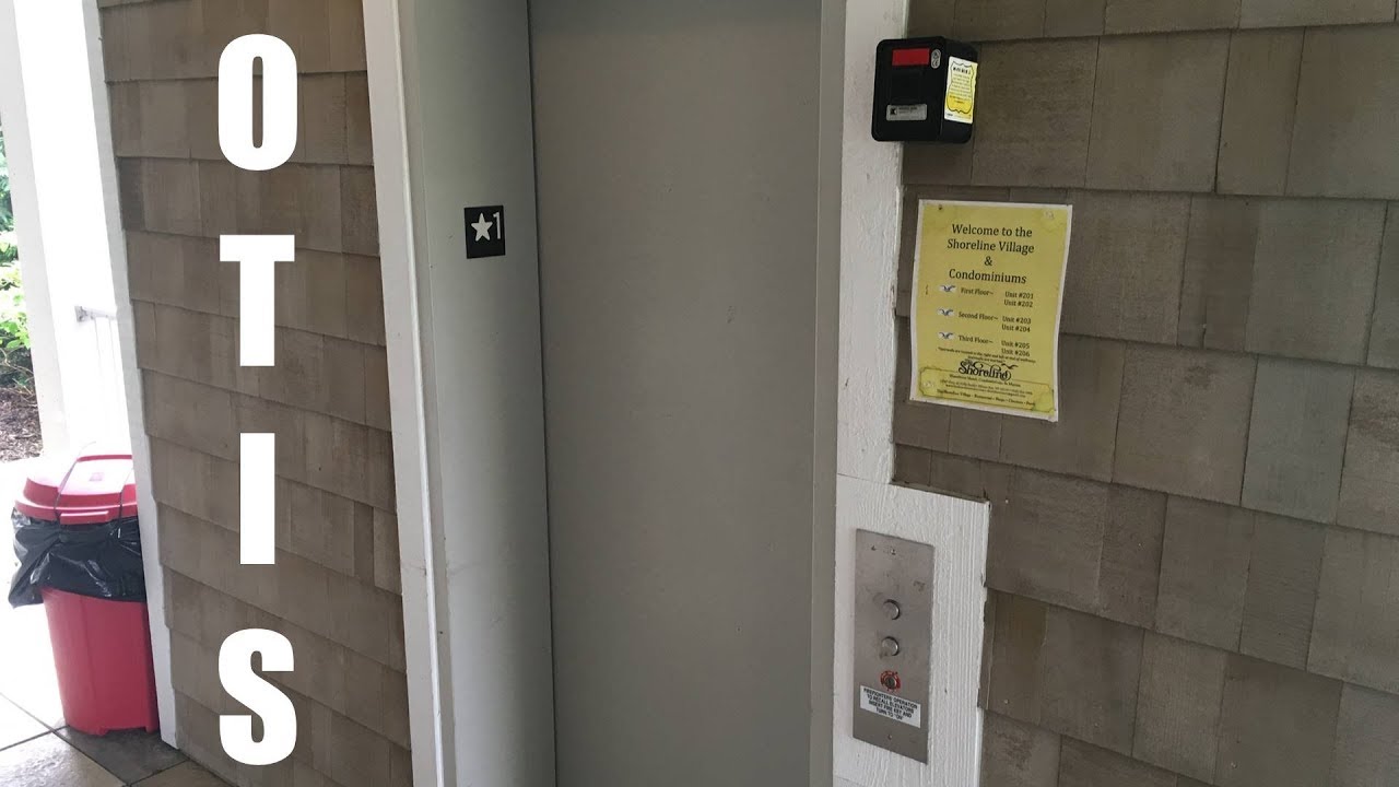 Otis Hydraulic Elevator @ The Harborview Building - Gills Rock, WI
