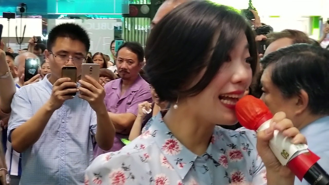 旺角羅文 18/07/29 (21:20)小龍女龙婷 難忘的初戀情人 路邊野花不要採 一水隔天涯 Stacey Long