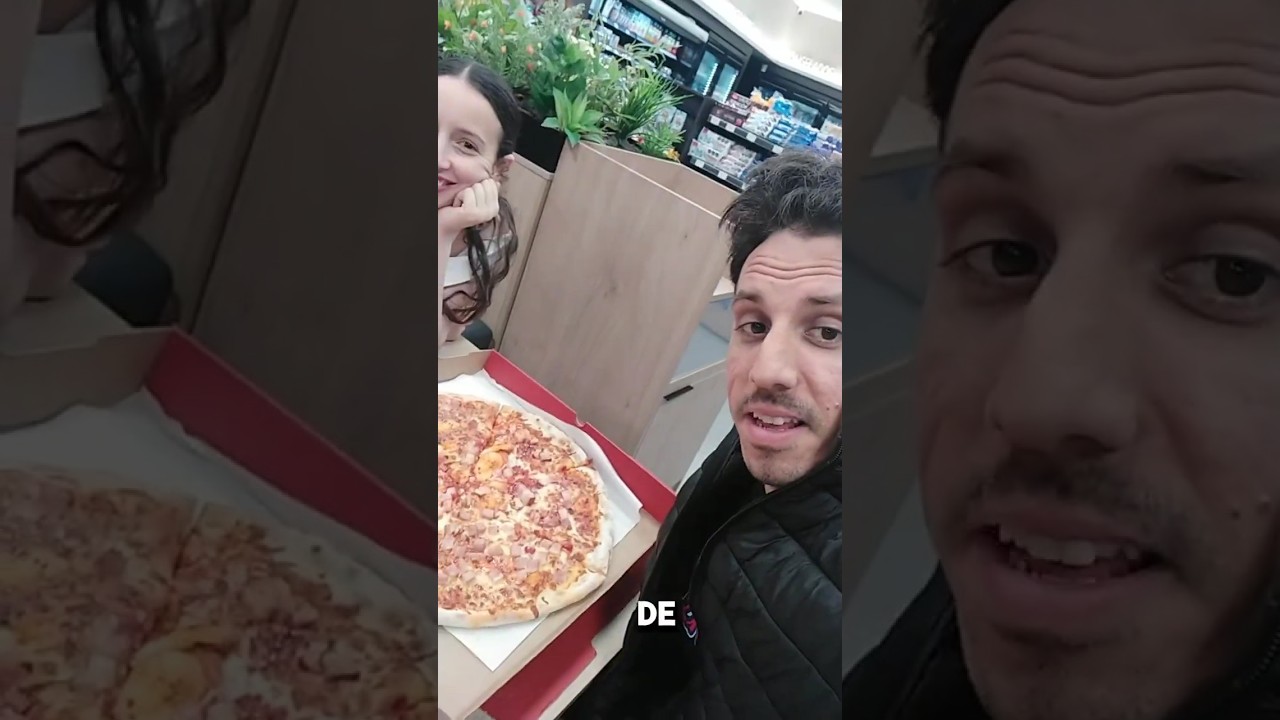 La felicidad tiene forma de 🍕😋     