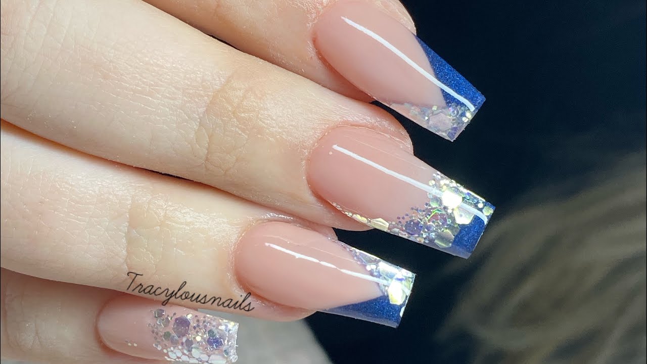 ACRYLIC NAILS - NAVY WITH GLITTER