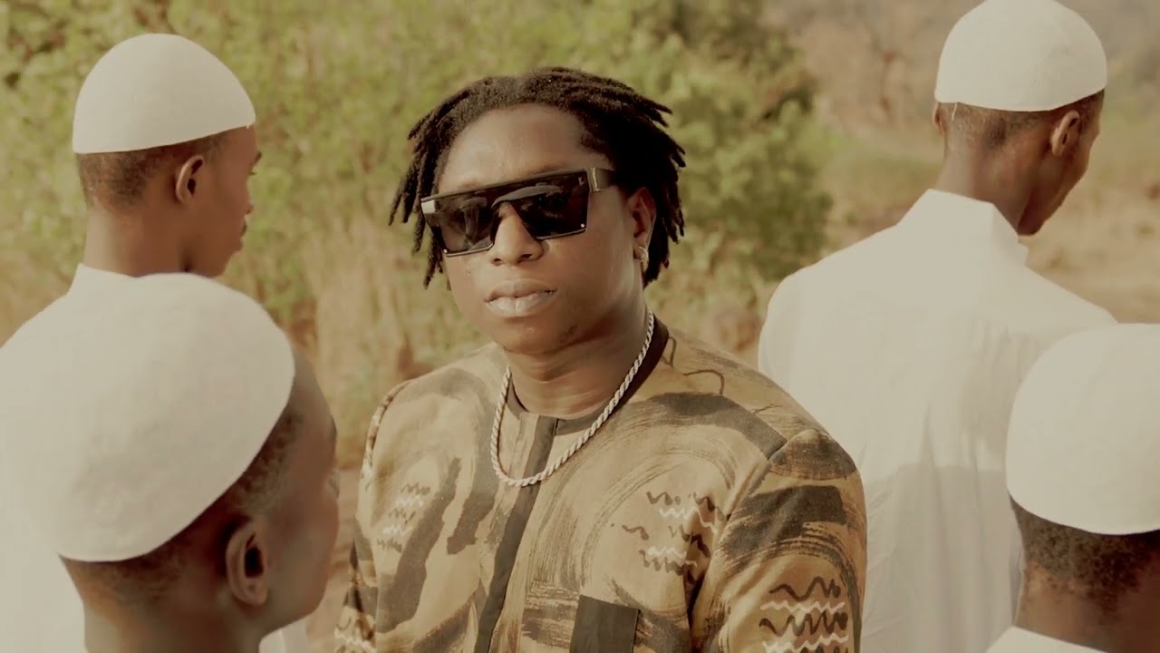 Young-Bg - NGALA (clip officiel)