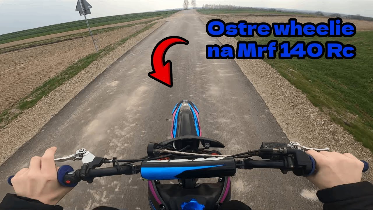 Ostra jazda Mrf 140 Rc po lesie | full gas | jazda na jednym kole | lekkie  podjazdy w okopach
