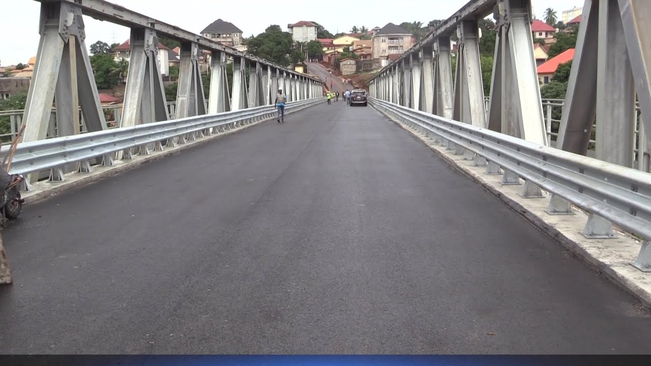 INFRASTRUCTURES ROUTIERES. LES ÉDITIONS DE LA RTG GUINÉE 224