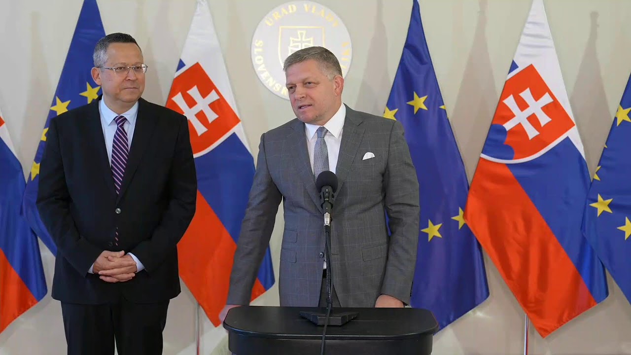 Tlačová konferencia predsedu vlády SR Roberta Fica a ministra financií SR Ladislava Kamenického