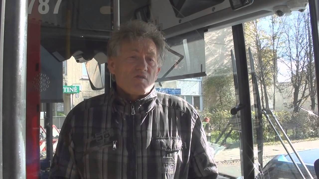 Autobuso vairuotojo komentaras po įvykusios avarijos