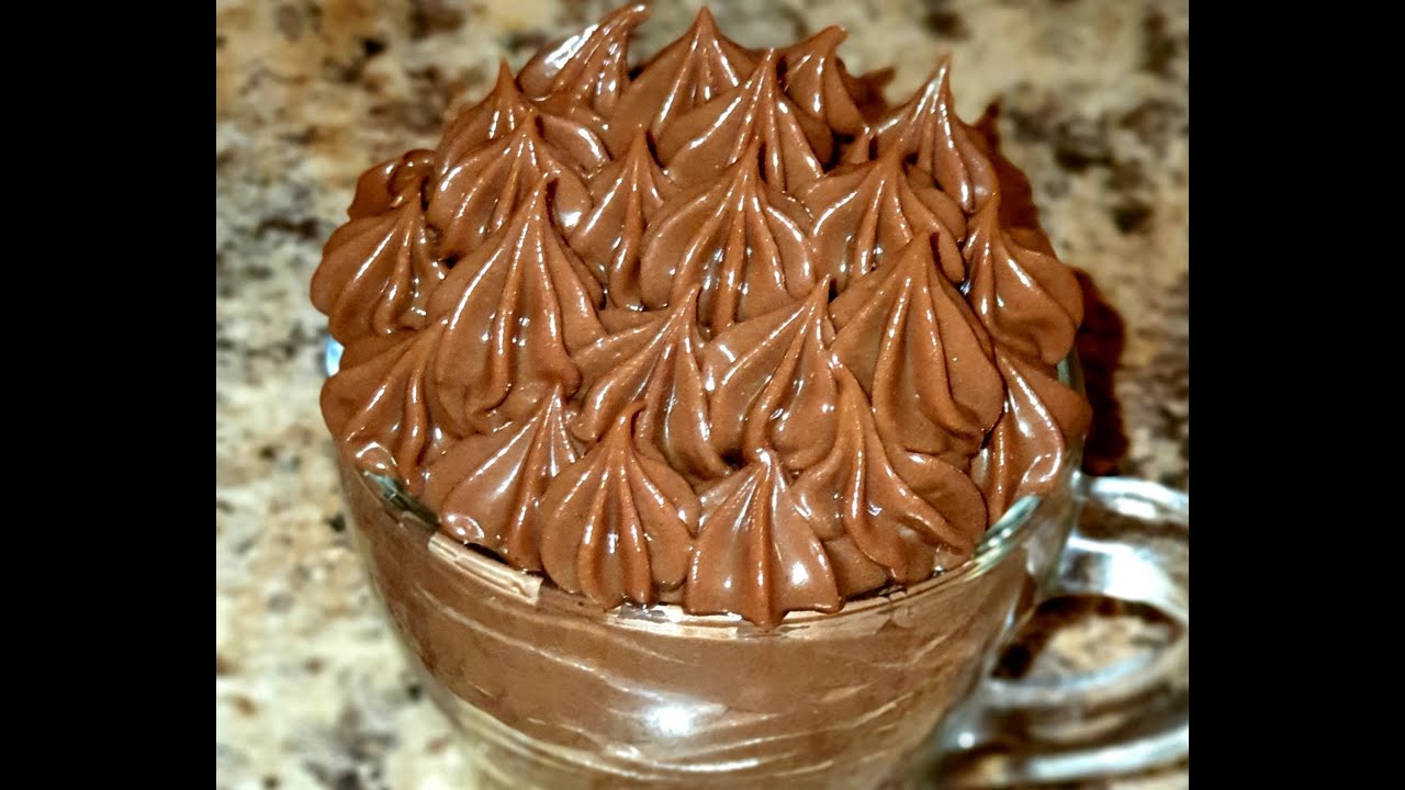 Crema cu mascarpone si nutella,ideală pentru torte.(Mascarpone &egrave; nutella)
