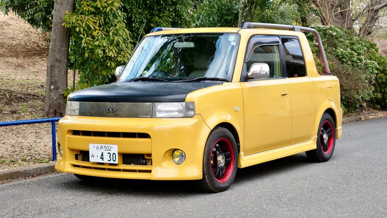 Обзор покупки Toyota bB Opendeck 2001 года (импорт из Канады) на японском аукционе