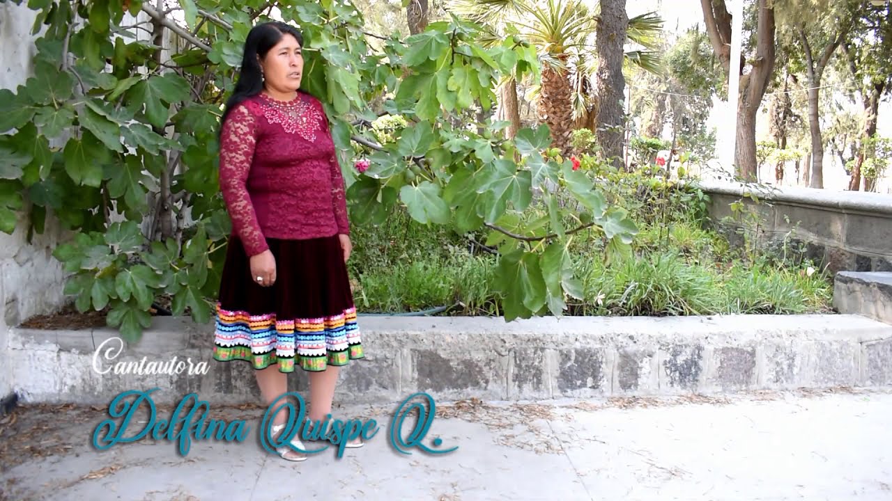 Delfina Quispe  Kay pacha kawsaypiqa llakiylla kashan