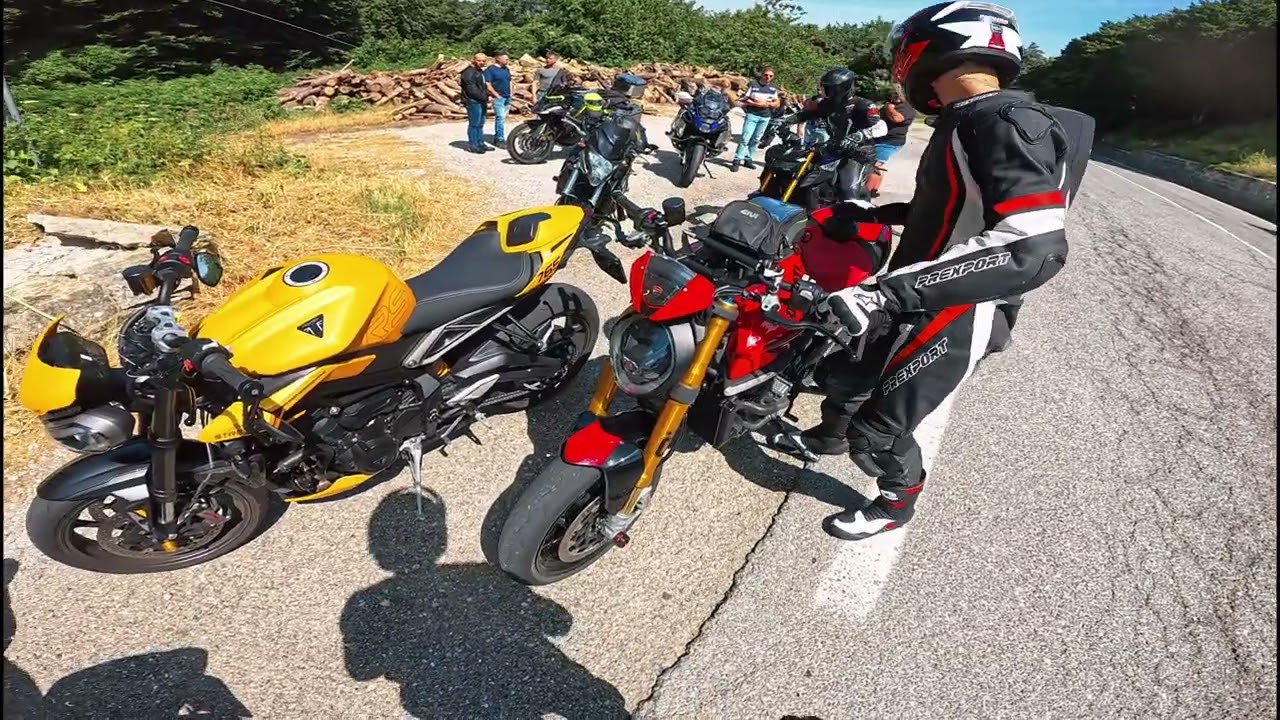 STREET TRIPLE RS - Passo di Bocca trabaria