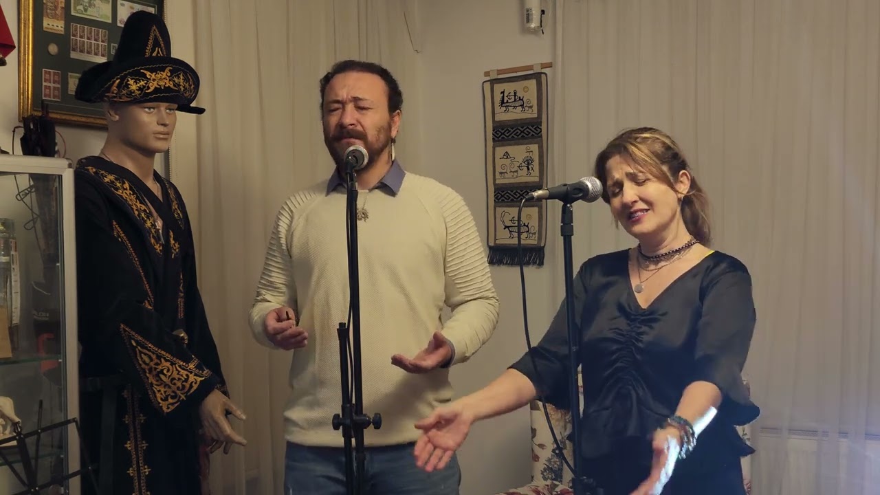 Selim Demirtürk & Ebru Tuncer Özdemir - Sevgimizin Aşkımızın Üstünden