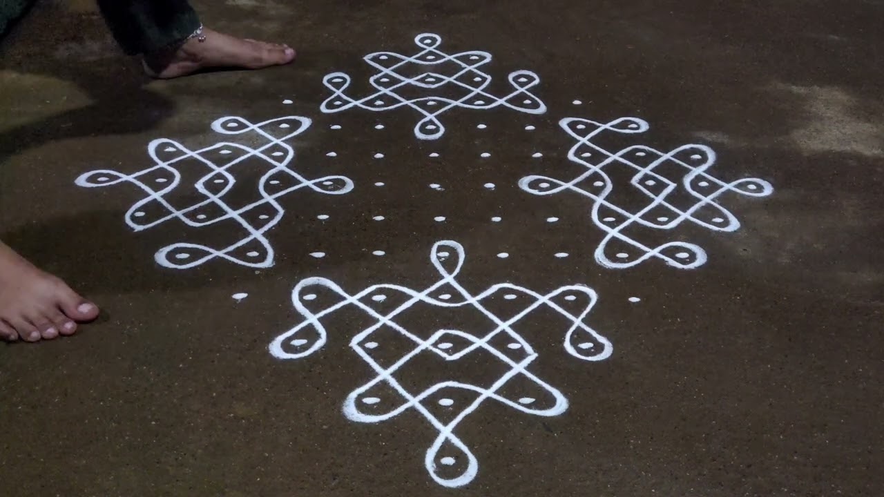 Simple melikala muggulu with (13×1) dots🌺