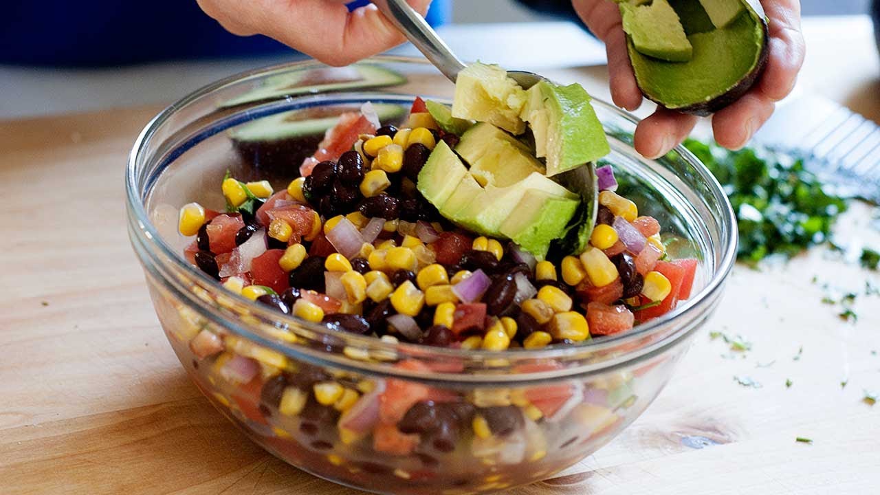 Quick & Fresh Corn & Black Bean Salsa Recipe