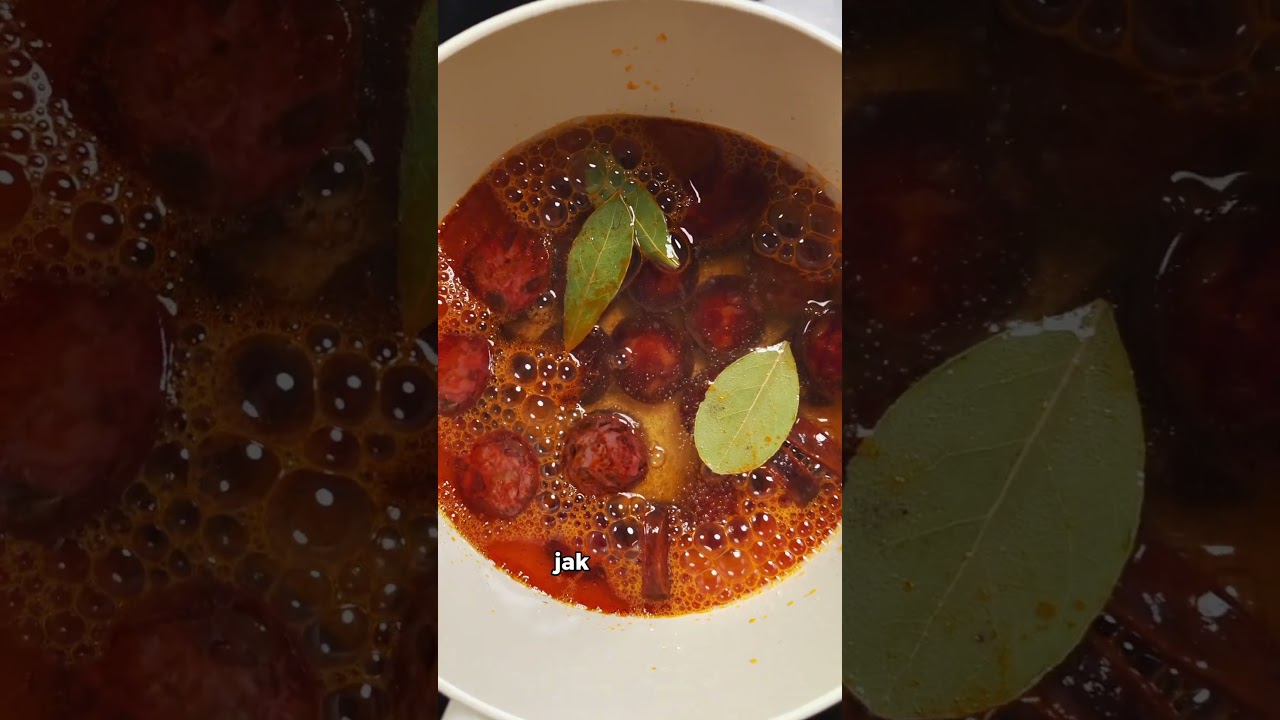 Chorizo a la sidra - prawdziwy hit tapas bar&oacute;w z hiszpańskiej Asturii #przepis #tapas #recipe
