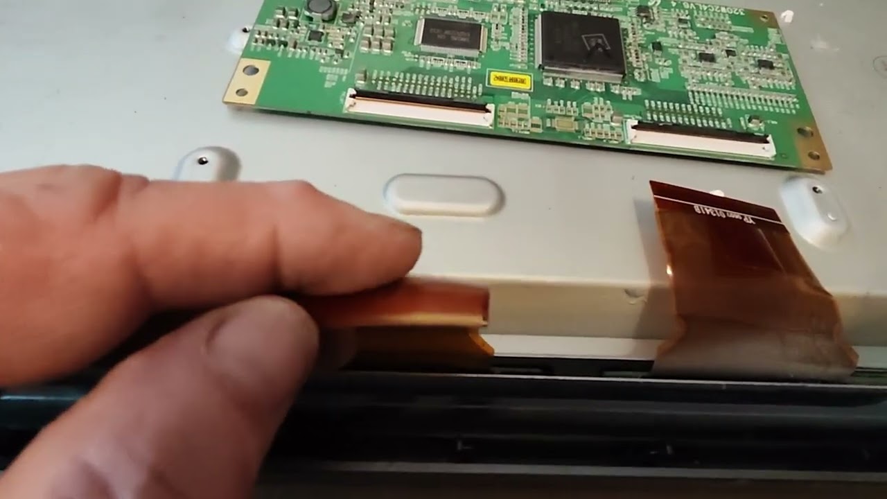 Разбор телевизора  Sony. Драг металлы есть.