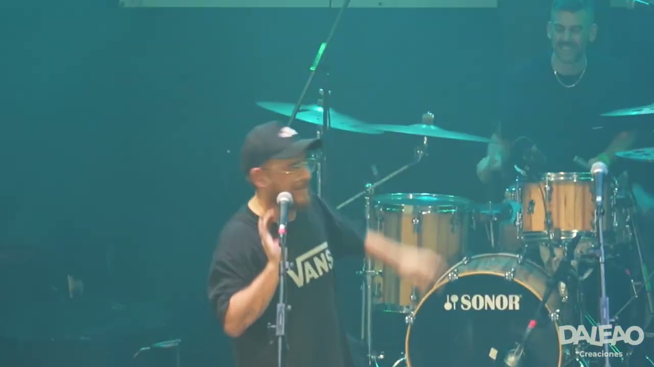 Javi Medina - Hoy lo tengo todo. [Full HD]. Directo Sala Trinchera. Málaga