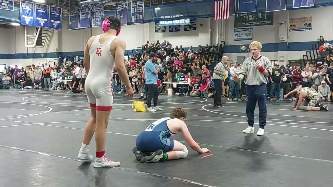 250301_Simon wrestling Round 2_150lbs at fresh/soph state_