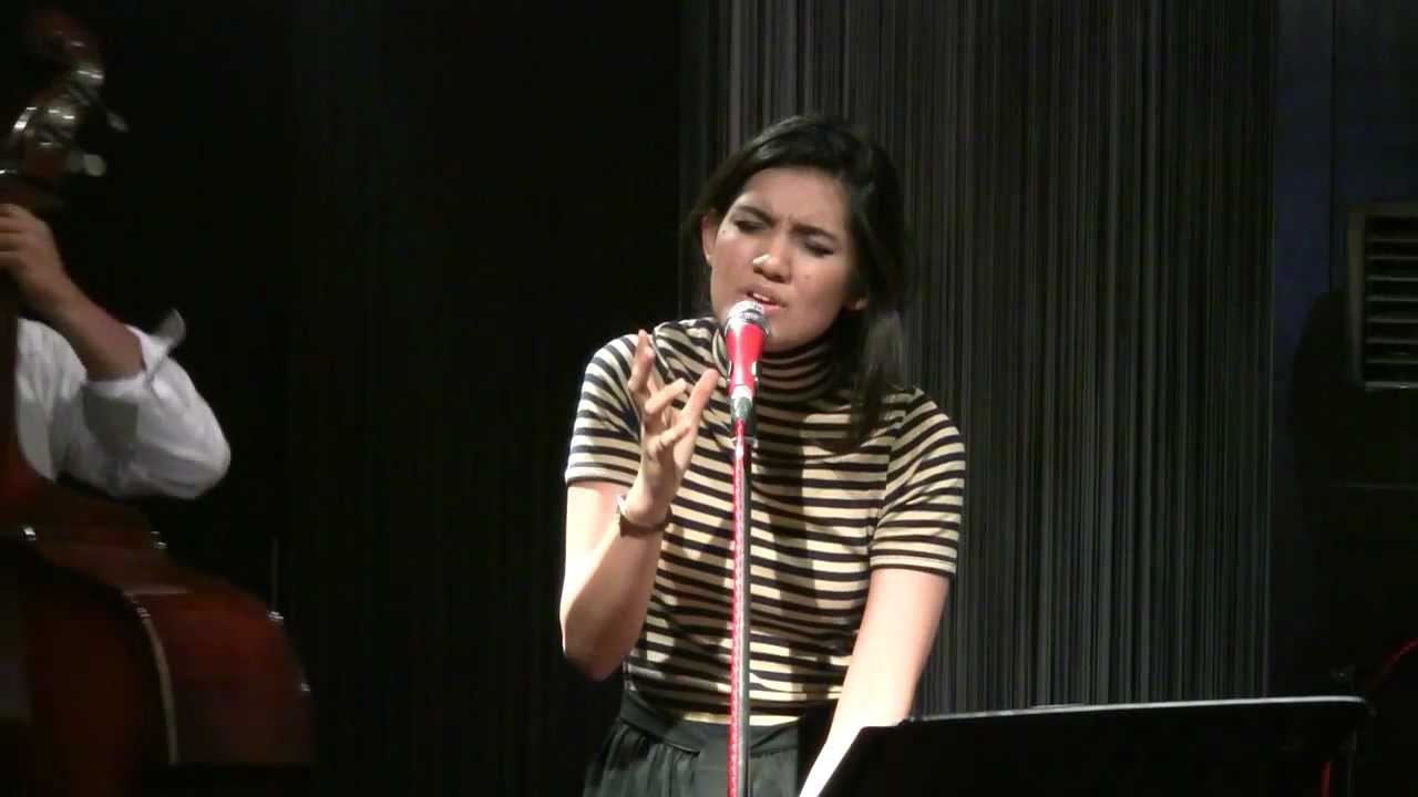 Monita Tahalea - God Bless the Child @ Mostly Jazz 20/10/11 [HD]