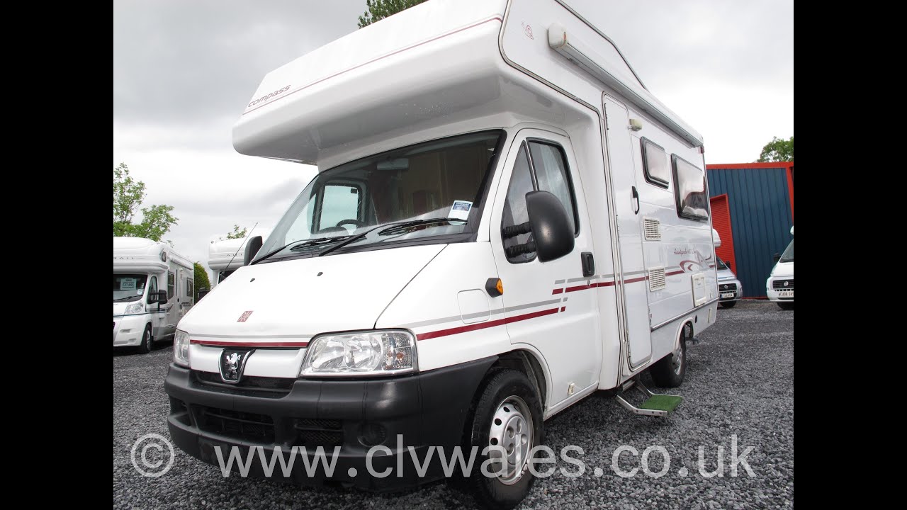 2004 Compass Avantgarde 400 Motorhome