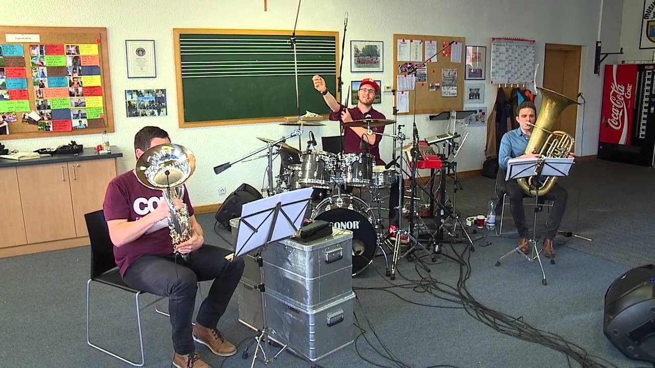 2low + Drums: Get Lucky