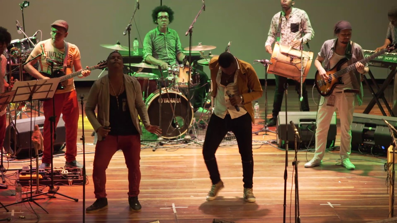 SE SIENTE- ELECTROCHONTA