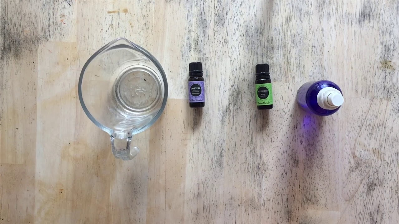 How to make a deodorizing essential oil spray! || DIY DOGS ||