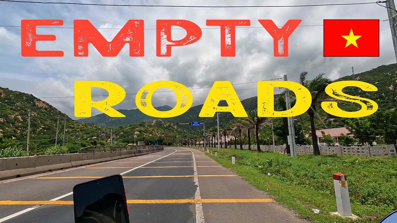 Vietnam’s Desert Coast: Riding the Stunning Empty Roads to Phan Thiết! 🇻🇳 🏍️