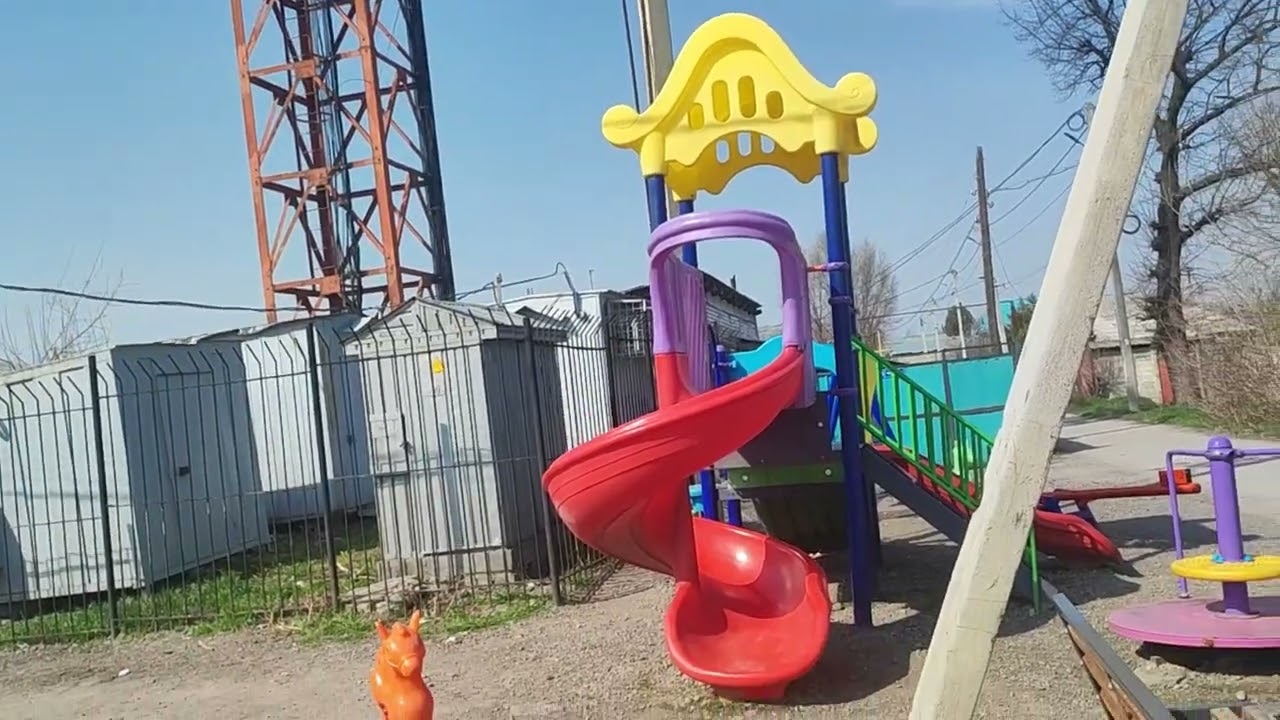 /  город Кант /улица Горького/  новое в Канте /