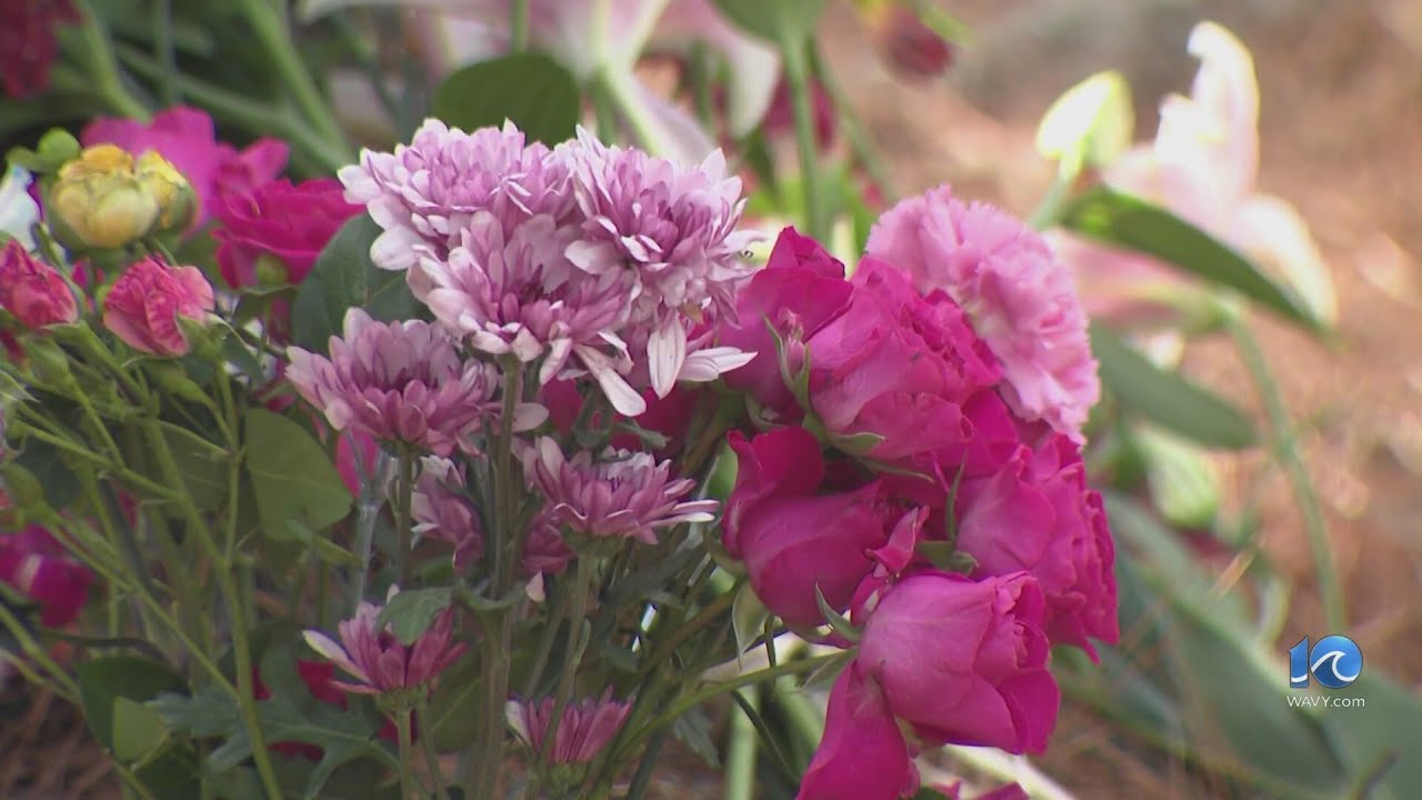 Teen remembered after fatal overnight crash in VB
