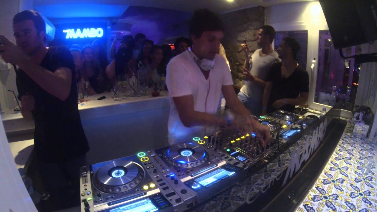 Arno Cost @ Café Mambo's GOPROS