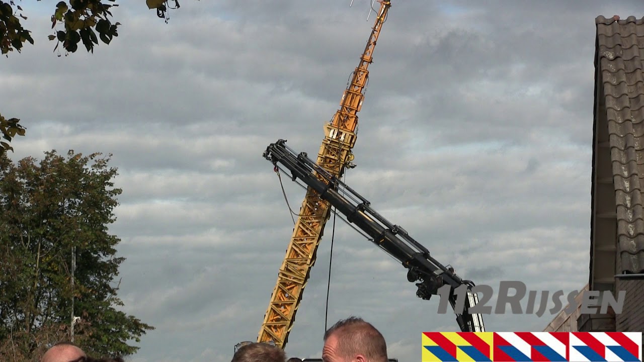 Illegale piratenzender van 'De Aanhouder Wint' ontmanteld in Westerhaar-Vriezenveensewijk