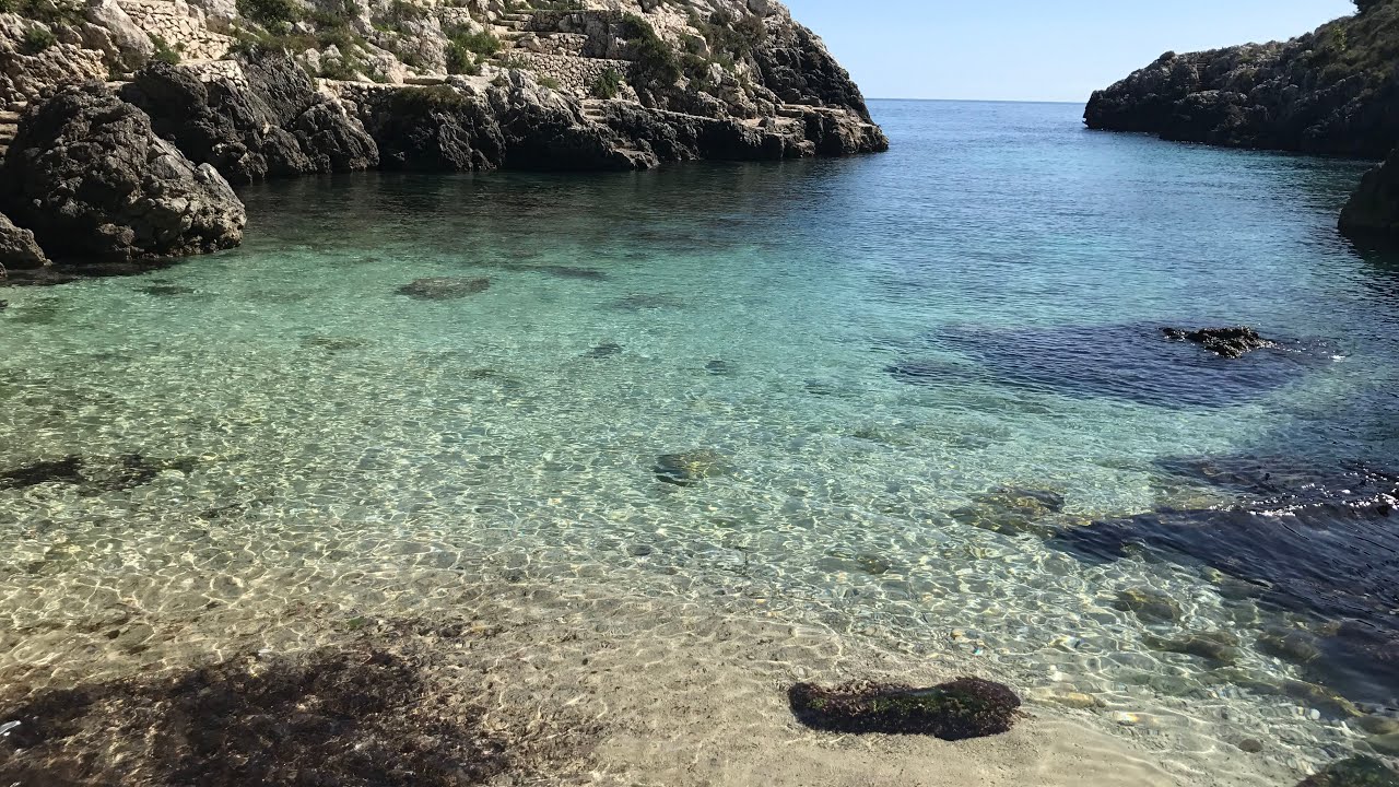 Una passeggiata nell'insenatura dell'Acquaviva (Marina di Marittima) nel Salento